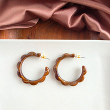 Load image into Gallery viewer, Scarlett Hoops - Cocoa Brown