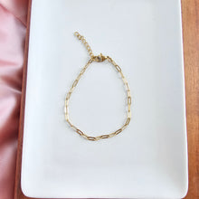 Load image into Gallery viewer, Luxe Gold Delicate Paper Clip Bracelet
