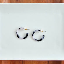 Load image into Gallery viewer, Cam Mini Hoops - Snow Tortoise
