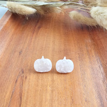 Load image into Gallery viewer, Pumpkin Patch Studs - Cream
