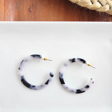 Load image into Gallery viewer, Camy Hoops - Snow Tortoise
