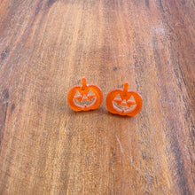 Load image into Gallery viewer, Jack O' Lantern Pumpkin Studs - Orange Glitter