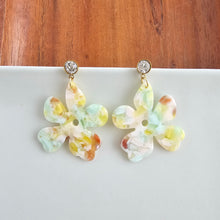 Load image into Gallery viewer, Petunia Earrings - Citron Zest