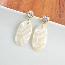 Load image into Gallery viewer, Lucy Earrings - Ivory
