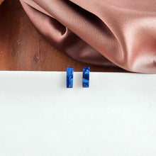 Load image into Gallery viewer, Mini Bella Bar Studs - Navy

