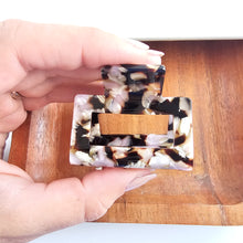 Load image into Gallery viewer, Carly Hair Claw - Chai Tea
