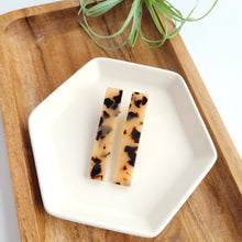 Load image into Gallery viewer, Eleanor Hair Clips- Blonde Tortoise
