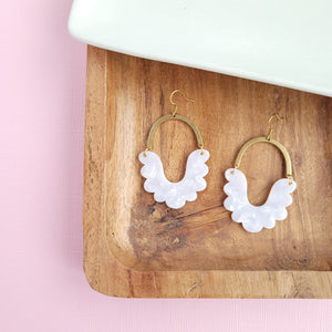 Scarlett Earrings- Pearl White