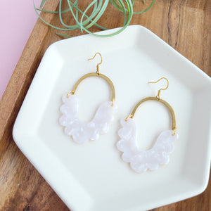 Scarlett Earrings- Pearl White