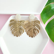Load image into Gallery viewer, Belize Earrings
