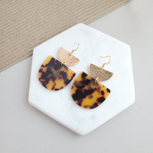 Harper Earrings - Tortoise