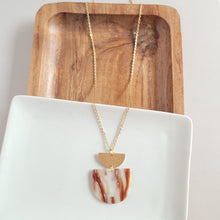 Load image into Gallery viewer, Harper Necklace - Mocha Shimmer