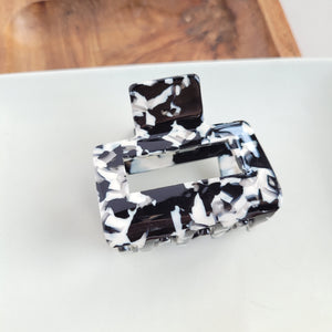 Carly Hair Claw - Black & White