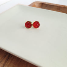 Load image into Gallery viewer, Geode Druzy Studs - Red
