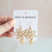 Load image into Gallery viewer, Maisy Earrings - Cream