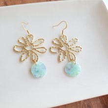 Load image into Gallery viewer, Maisy Earrings - Mint