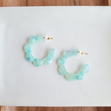 Load image into Gallery viewer, Flora Hoops - Mint
