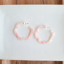 Load image into Gallery viewer, Posey Hoops - Coral