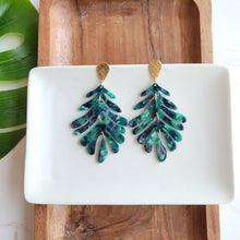 Load image into Gallery viewer, Palm Earrings - Green