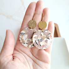 Load image into Gallery viewer, Zoey Earrings - Sandstone