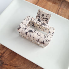 Load image into Gallery viewer, Carly Hair Claw - Marble
