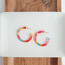 Load image into Gallery viewer, Camy hoops - Rainbow Confetti